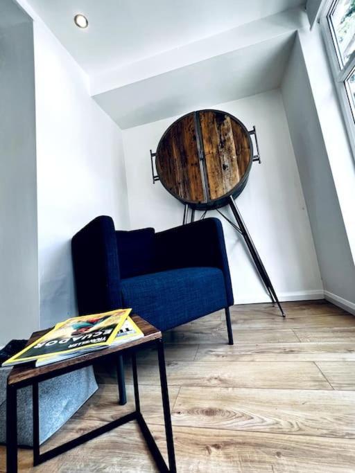 Entire Modern House In Tamworth - 2 Double Beds + Free Parking Villa Buitenkant foto